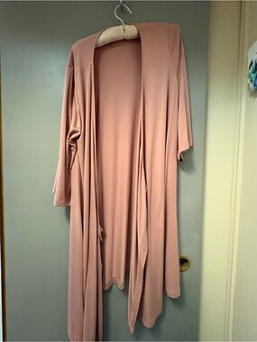 Caden lane light pink mama gown